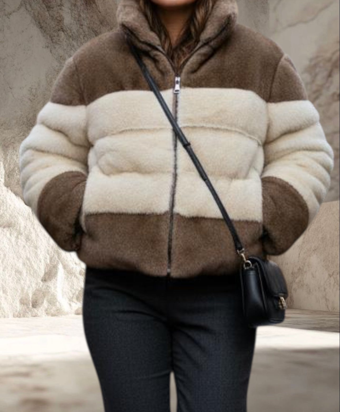 FOURRURE VEGAN TAUPE ET BEIGE