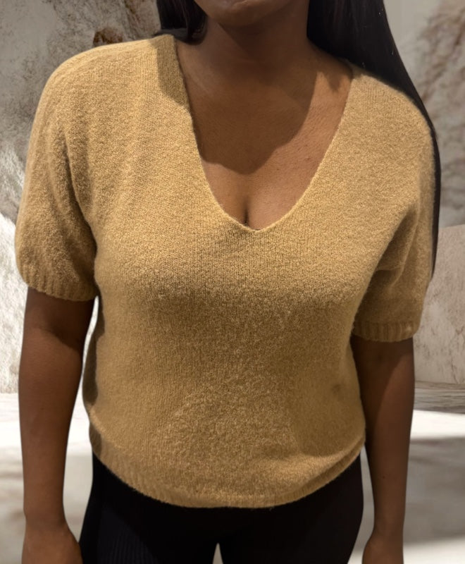 PULL BEIGE CAMEL
