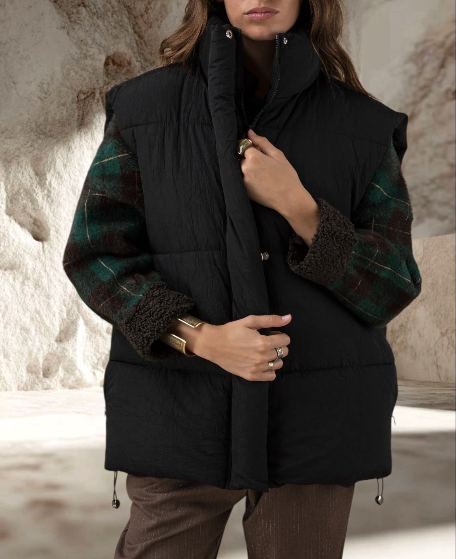 DOUDOUNE NOIR SANS MANCHE